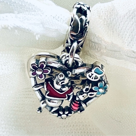 🐻 NWOT Winnie The Pooh & Piglet Charm ✨ - Picture 5 of 9